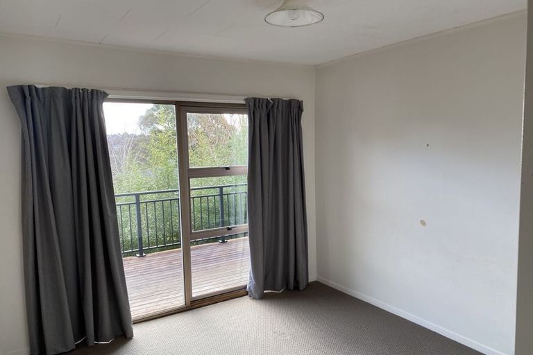 Photo of property in 4 Lynngate Place, Hillcrest, Auckland, 0627
