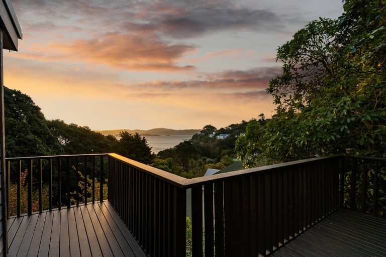 Photo of property in 19 Kaitawa Road, York Bay, Lower Hutt, 5013