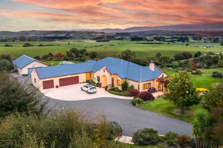 Photo of property in 138 Te Wharau Road, Gladstone, Masterton, 5883