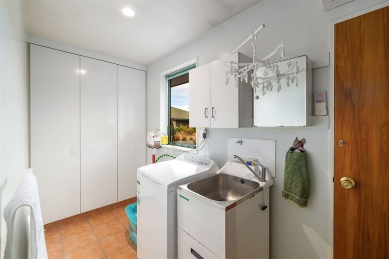 Photo of property in 6 Tulip Lane, Spreydon, Christchurch, 8024