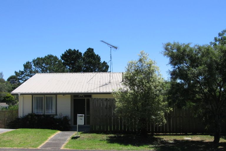 Photo of property in 79 Taurus Crescent, Beach Haven, Auckland, 0626
