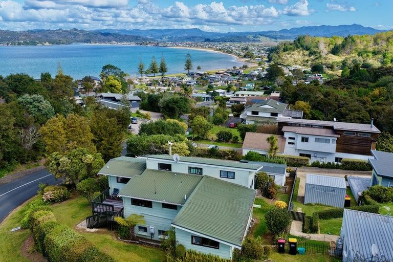 Photo of property in 52 Centennial Drive, Whitianga, 3510