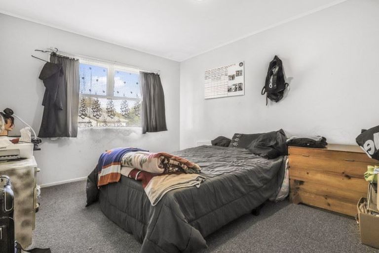 Photo of property in 44 Raglan Street, Mangere East, Auckland, 2024