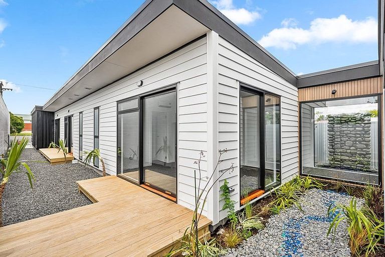 Photo of property in 125 Cambridge Street, Levin, 5510