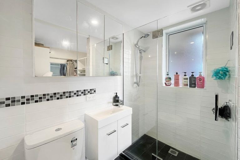 Photo of property in 21 Shearer Avenue, Papanui, Christchurch, 8052