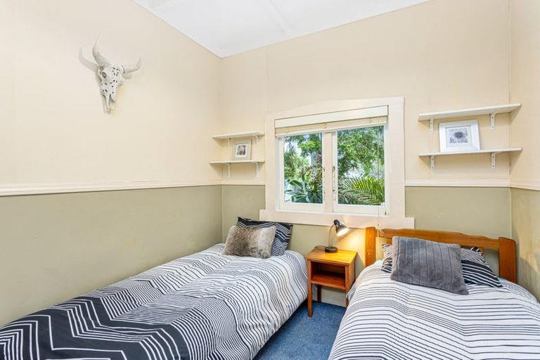 Photo of property in 40 Rangatira Road, Birkenhead, Auckland, 0626