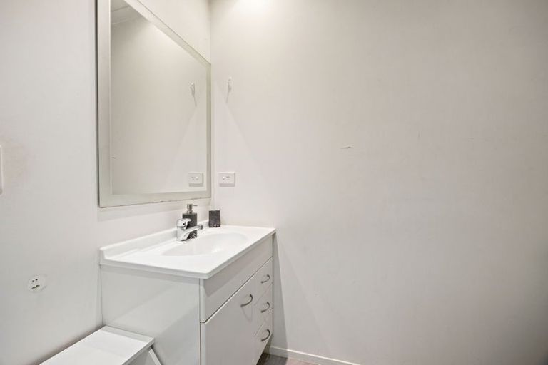 Photo of property in 12d Cameron Road, Hamilton East, Hamilton, 3216