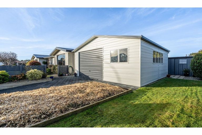 Photo of property in 61 Vogel Street, Waikiwi, Invercargill, 9810