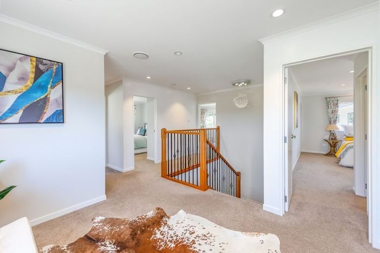 Photo of property in 152a Weatherly Road, Torbay, Auckland, 0630