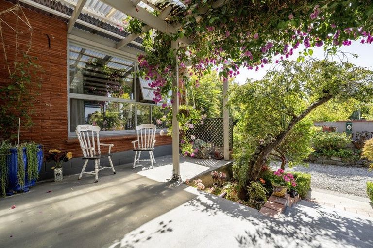 Photo of property in 192 Otipua Road, West End, Timaru, 7910