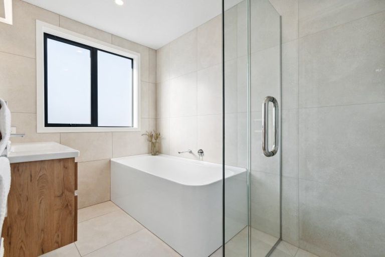 Photo of property in 6 Campbell Road, Wanaka, 9305