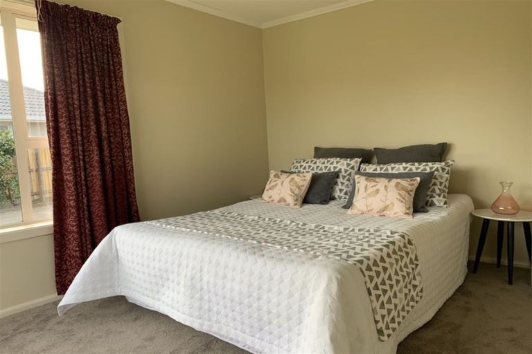 Photo of property in 13 Kathleen Crescent, Hornby, Christchurch, 8042