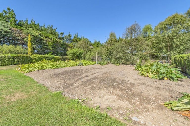 Photo of property in 1897 South Eyre Road, Eyrewell, Rangiora, 7476