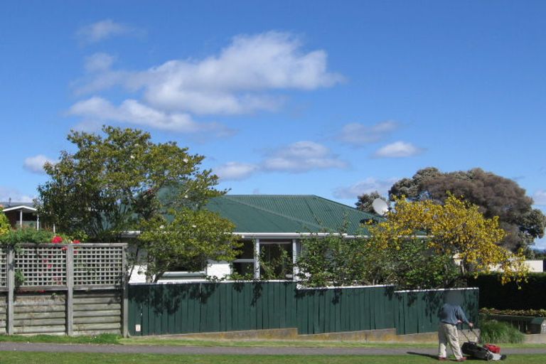 Photo of property in 27 Taharepa Road, Hilltop, Taupo, 3330