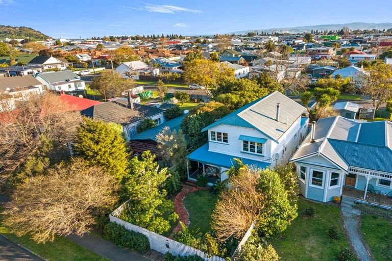 Photo of property in 436 Aberdeen Road, Gisborne, 4010