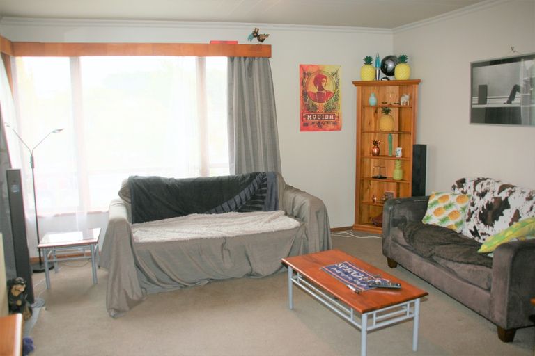 Photo of property in 11 Westland Street, Green Island, Dunedin, 9018