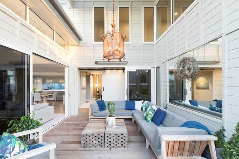 Photo of property in 235a Oceanbeach Road, Mount Maunganui, 3116