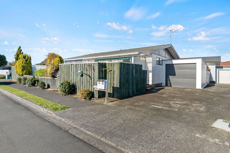 Photo of property in 15a Saunders Place, Gonville, Whanganui, 4501