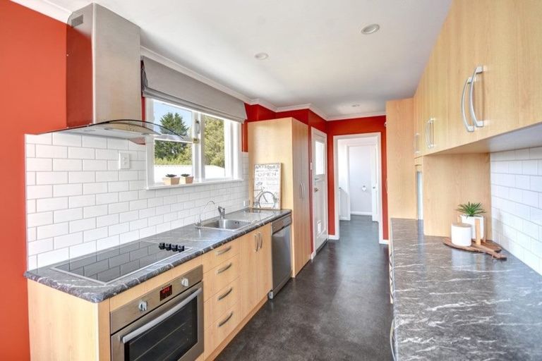 Photo of property in 9a Lincoln Street, Halfway Bush, Dunedin, 9010