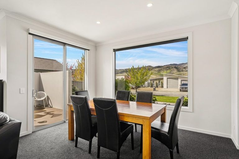 Photo of property in 15 De Bettencor Place, Mount Pisa, Cromwell, 9383