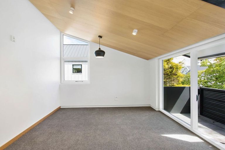 Photo of property in 2/63 Papanui Road, Merivale, Christchurch, 8014