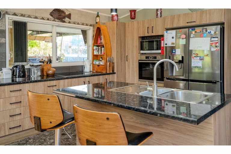 Photo of property in 29 Rangitane Loop Road, Kerikeri, 0294