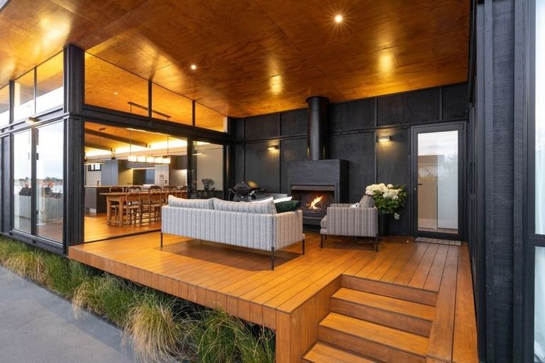 Photo of property in 69a Beachville Road, Redcliffs, Christchurch, 8081