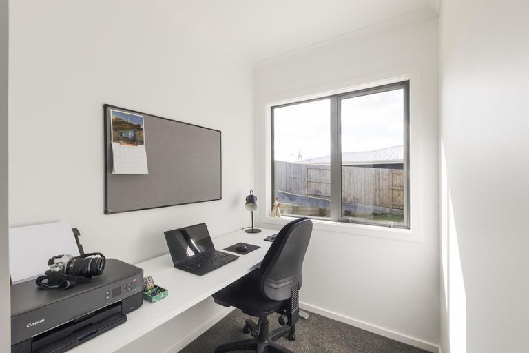 Photo of property in 15 Poplar Grove, Feilding, 4702