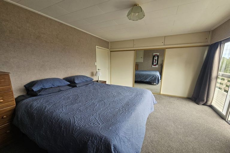 Photo of property in 35 Domett Street, Westport, 7825