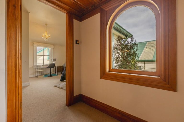 Photo of property in 5 Saint Marys Road, Waipukurau, 4200