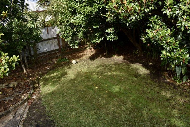 Photo of property in 54 Brougham Street, Westport, 7825