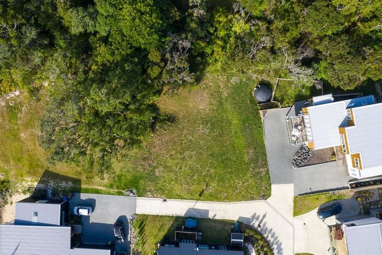 Photo of property in 8 Wendy Hood Way, Snells Beach, 0920