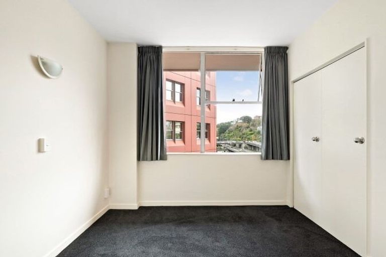Photo of property in Terrace Tower Apartments, 8d/126 The Terrace, Wellington Central, Wellington, 6011