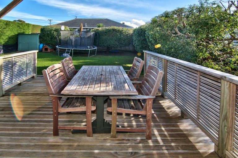 Photo of property in 33a Gilliam Street, New Lynn, Auckland, 0600