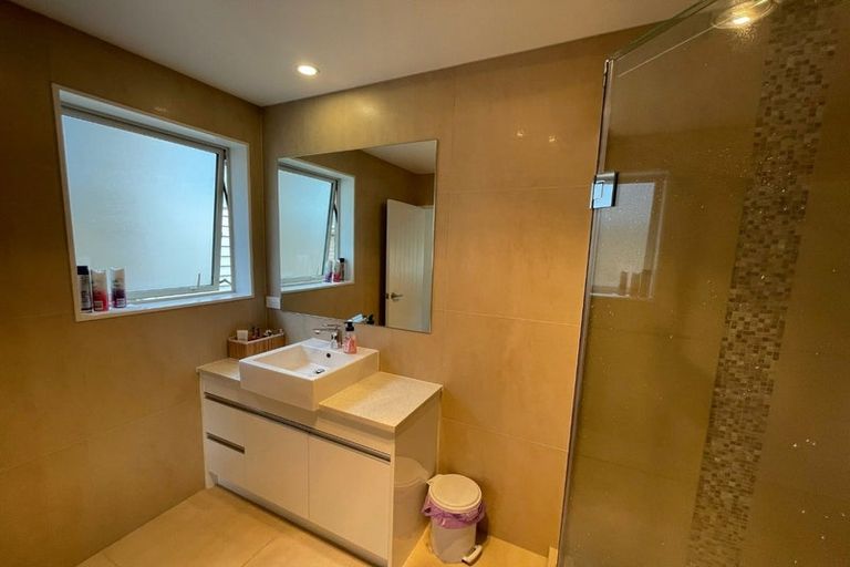 Photo of property in 3 Carrickdawson Drive, Flat Bush, Auckland, 2019