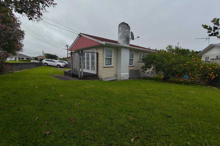 Photo of property in 260 Frankley Road, Ferndale, New Plymouth, 4310