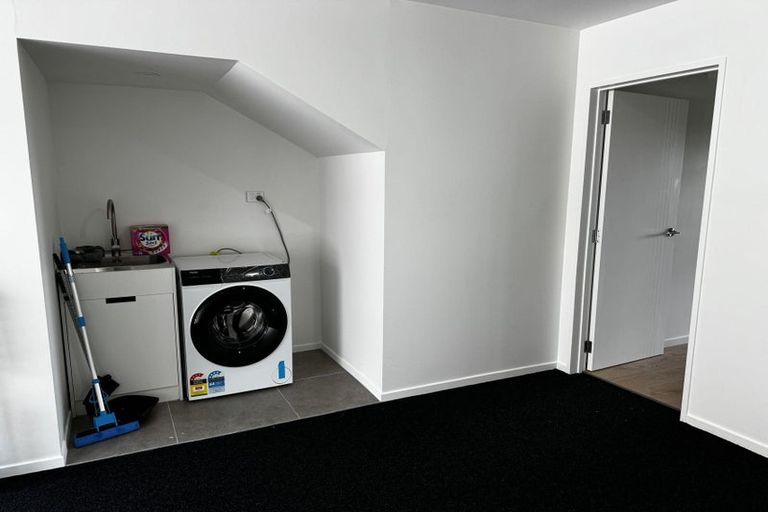 Photo of property in 13 Falcon Crescent, Hobsonville, Auckland, 0618