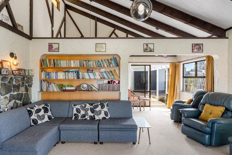 Photo of property in 115 Linton Crescent, Whangamata, 3620