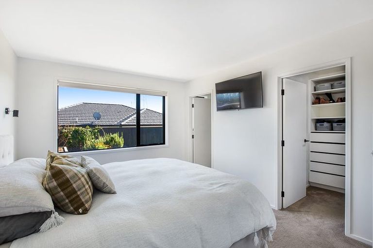 Photo of property in 29 Honeyfield Drive, Whalers Gate, New Plymouth, 4310