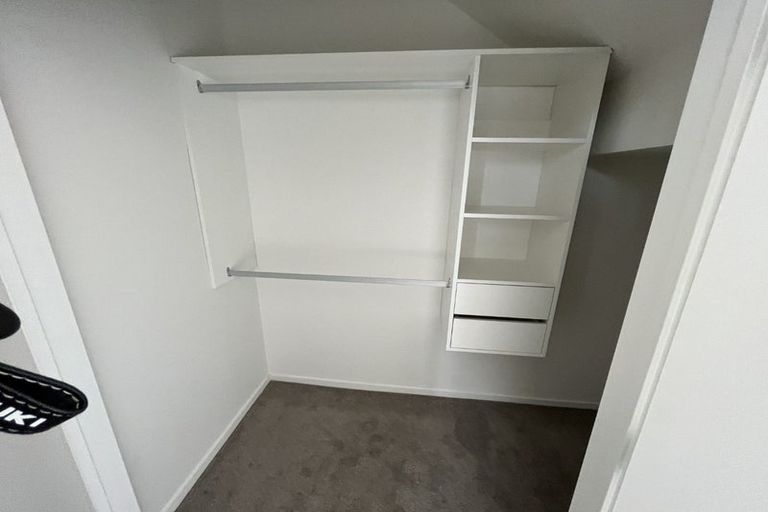 Photo of property in 4/535 Swanson Road, Ranui, Auckland, 0612