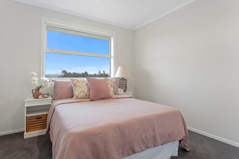 Photo of property in 10 Karanema Place, Coastlands, Whakatane, 3120