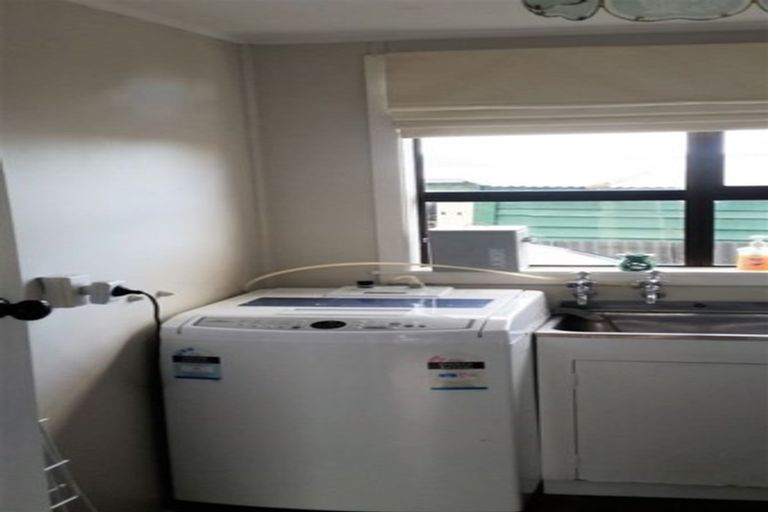 Photo of property in 35 Mill Road, Waimate, 7924