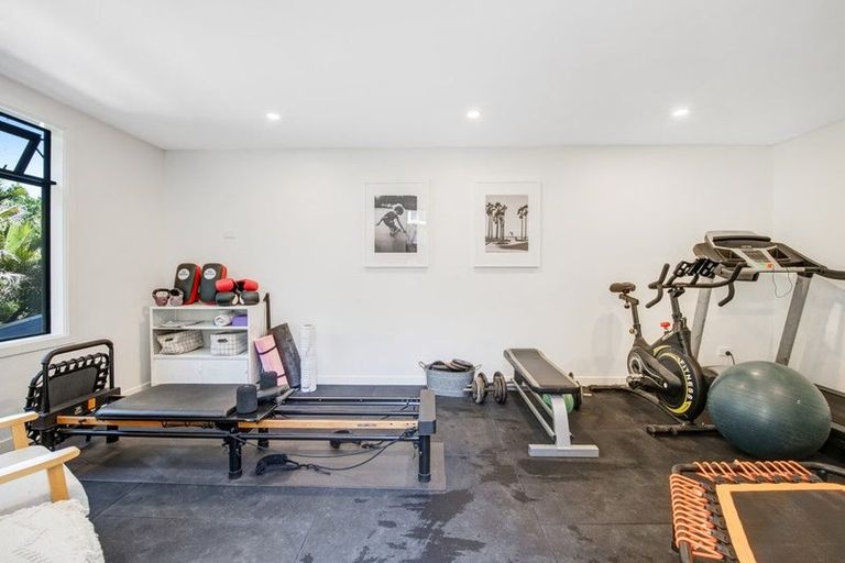 Photo of property in 167 Motutara Road, Muriwai, Waimauku, 0881