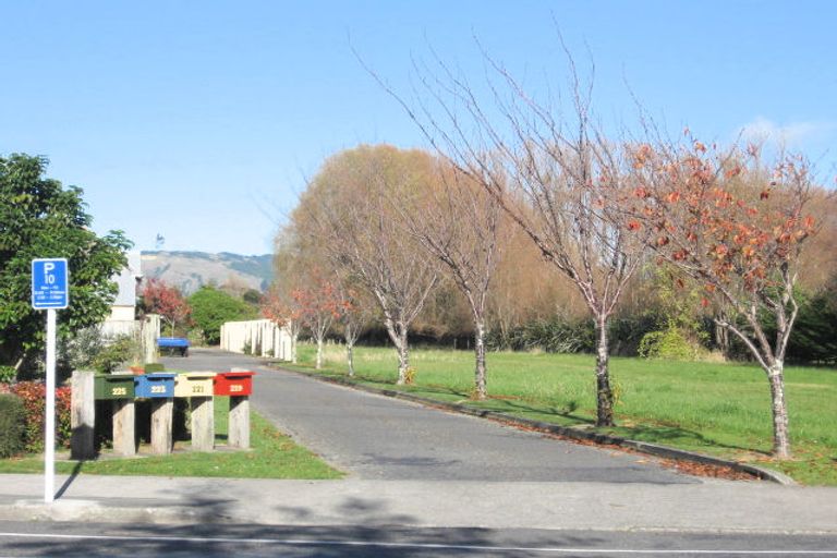 Photo of property in 221 Mill Road, Otaki, 5512