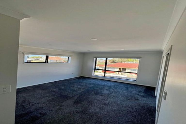 Photo of property in 10b George Street, Mangere East, Auckland, 2024