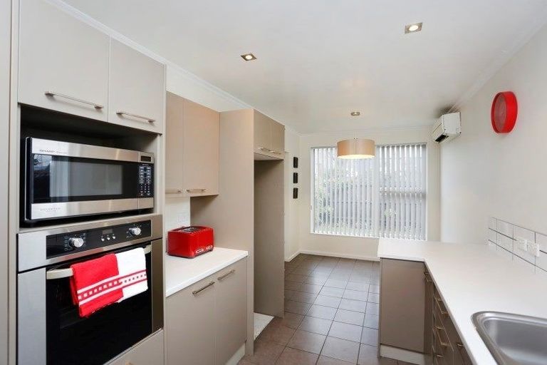 Photo of property in 31 Maces Road, Bromley, Christchurch, 8062
