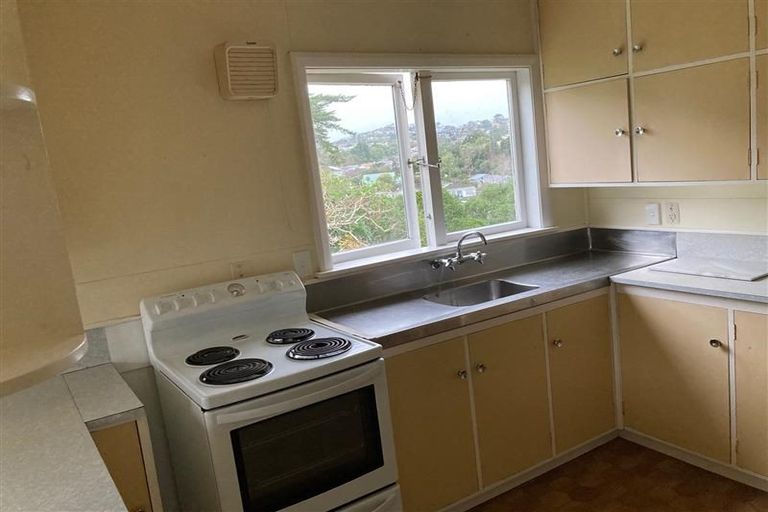 Photo of property in Ionian Flats, 123-125 Brougham Street, Mount Victoria, Wellington, 6011