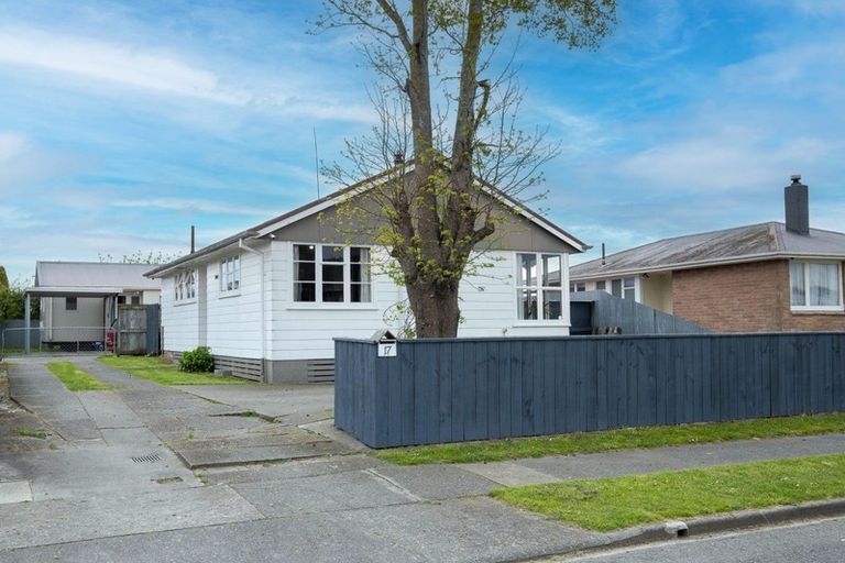 Photo of property in 17 Neal Crescent, Onekawa, Napier, 4110