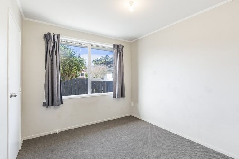 Photo of property in 32 Burundi Avenue, Clendon Park, Auckland, 2103