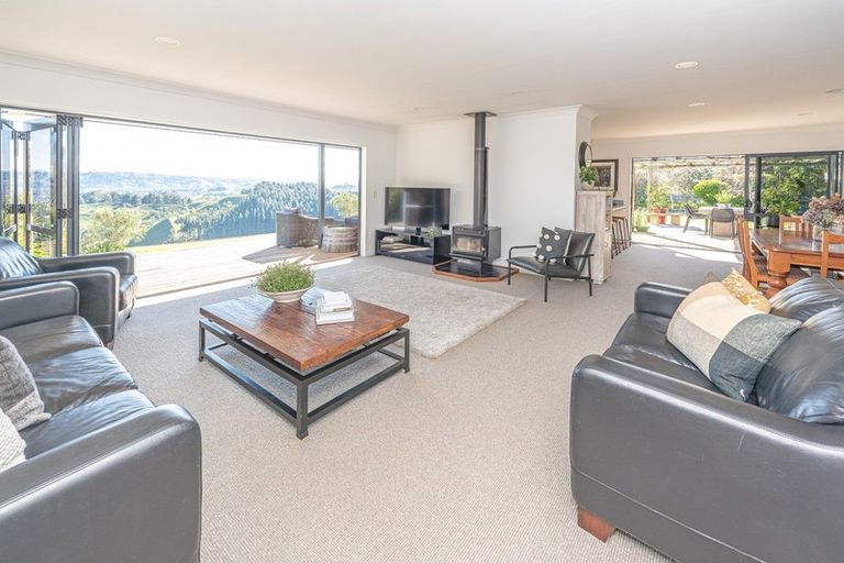 Photo of property in 163 Mount View Road, Bastia Hill, Whanganui, 4500